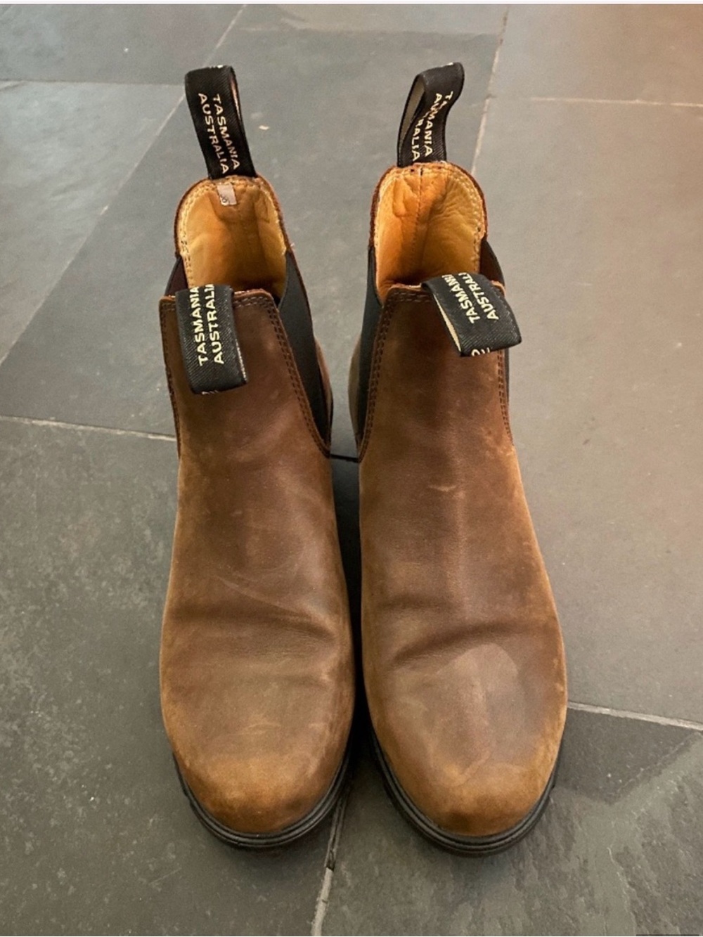 Blundstone #1673 Antique Brown Heeled Boot